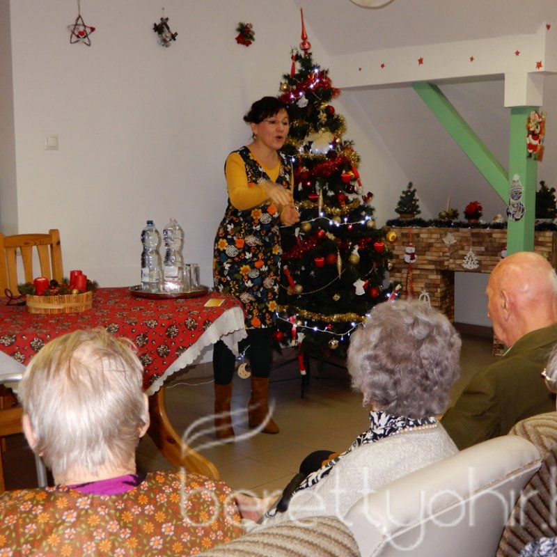 Mesét kaptak ajándékba 22